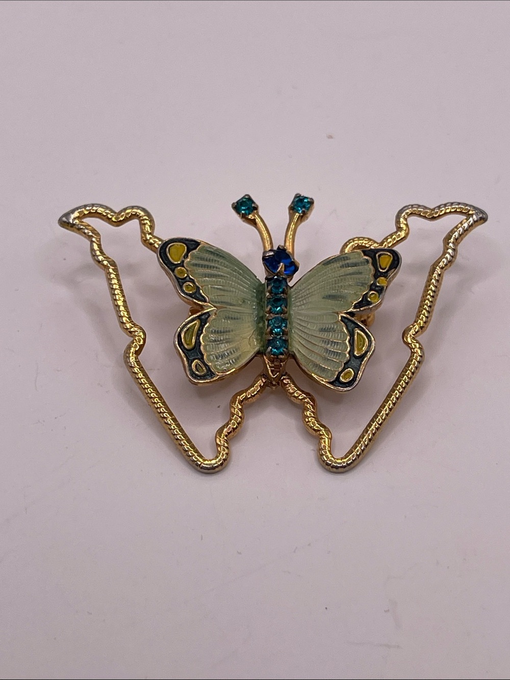 07.04.26-18 Warner Signed Butterfly Brooch Pale Green Enamel,Crystals & Goldtone